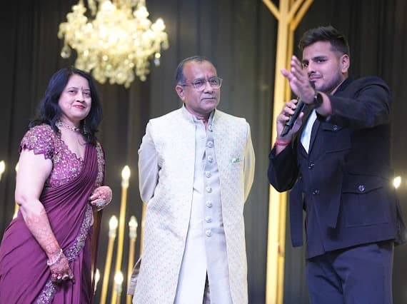 Anchor Yash Soni live moment 2